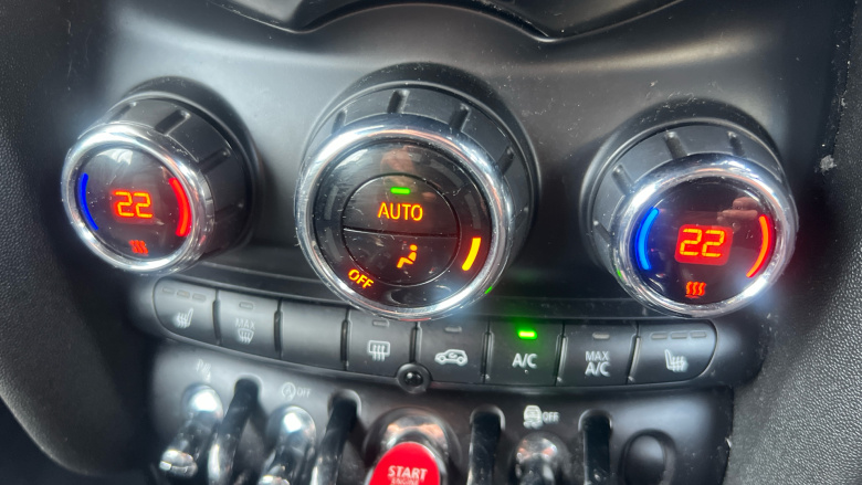 MINI Convertible 2.0 Cooper S Exclusive II 2dr Auto Petrol Convertible